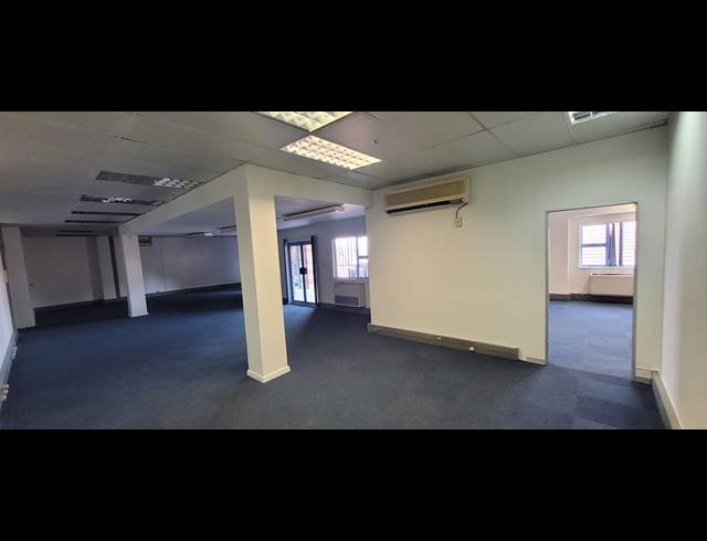 585M² OFFICE TO LET IN NELSPRUIT CENTRAL